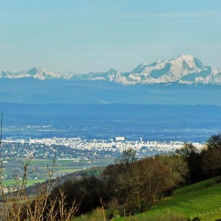 Gites Des Esselards Yzeron Екстериор снимка