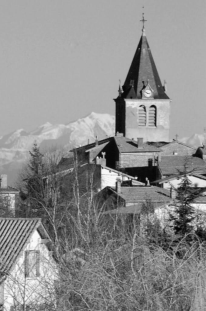 Gites Des Esselards Yzeron Екстериор снимка