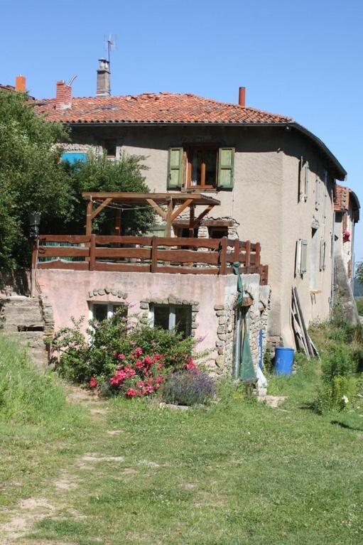 Gites Des Esselards Yzeron Стая снимка